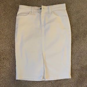 White Banana Republic Denim Skirt...size 2